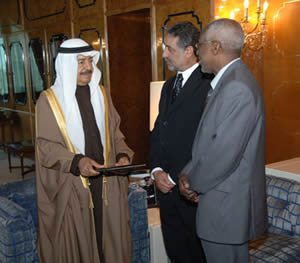 The prime minister receiving the news that he has been awarded a UN prize