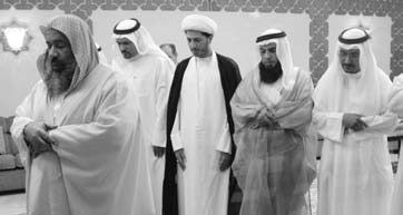 Mixed shia and sunna prayer in the Bahraini parliament led by Jassim Al-Saidi, an Islamist Salafi Wahabi MP